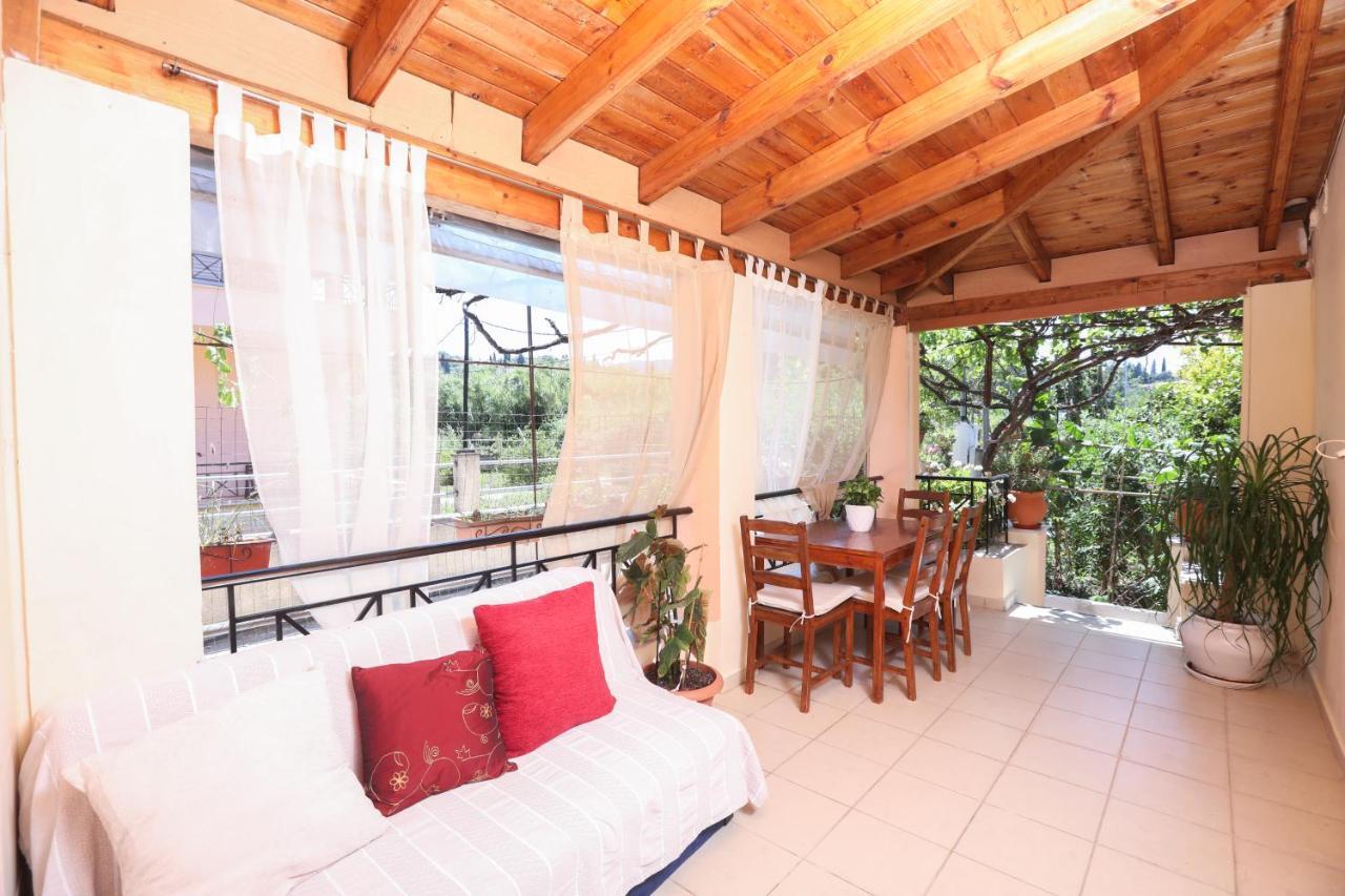 Natasha'S Home Perama (Corfu) Exterior foto